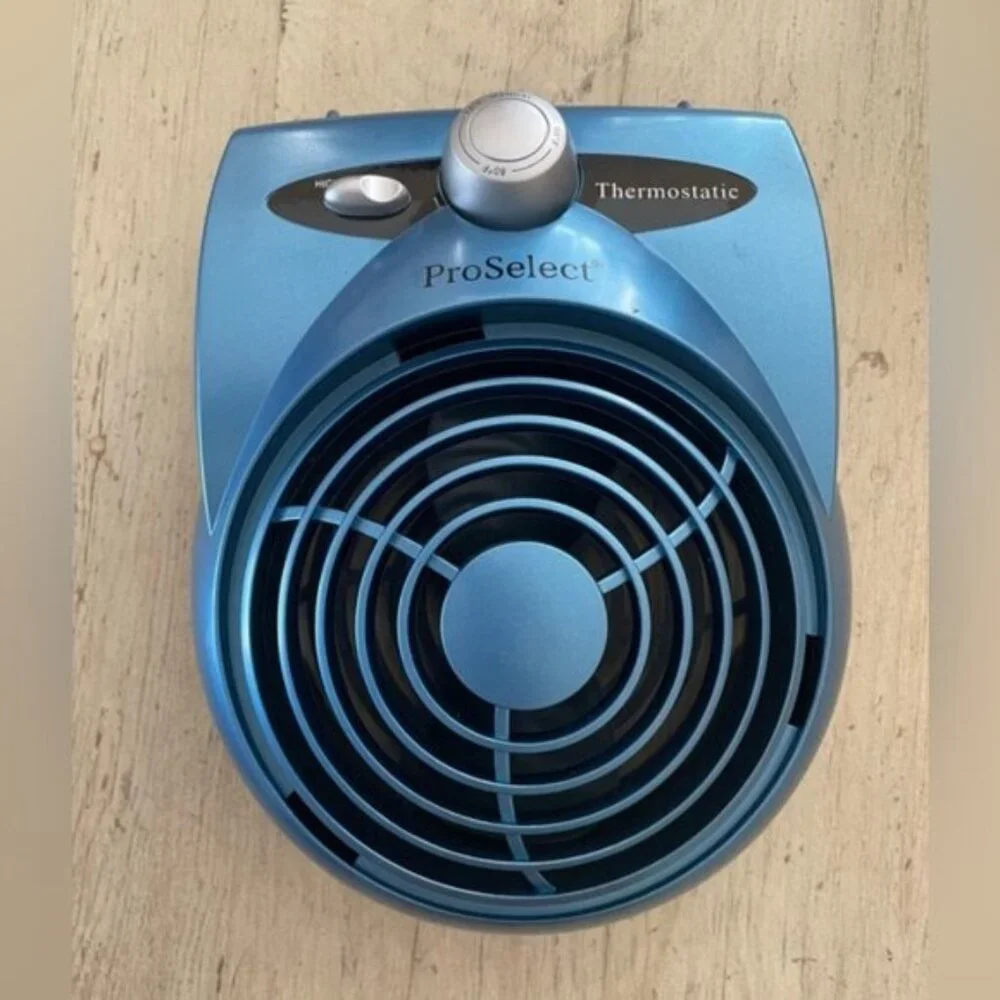Pro Select Blue Quiet Battery Cool Pup Crate Fan